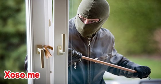 Mơ thấy kẻ trộm cậy cửa