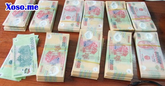 Mơ thấy tiền giả